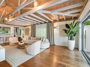 5910 N Bayshore Dr, Miami FL 33137