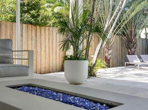 5910 N Bayshore Dr, Miami FL 33137