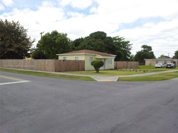 Undisclosed Address #A12031193, Miami FL 33157