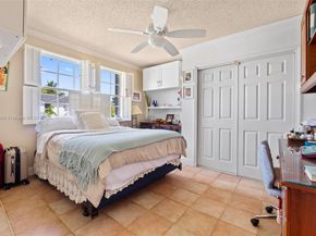 4471 SW 154th Ct, Miami FL 33185