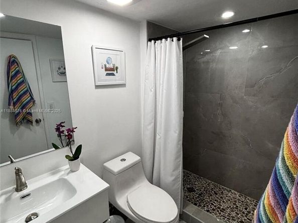 6445 SW 130th Pl 605, Miami FL 33183