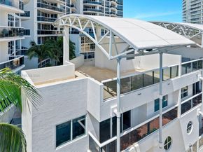 400 Alton Rd TH1A, Miami Beach FL 33139