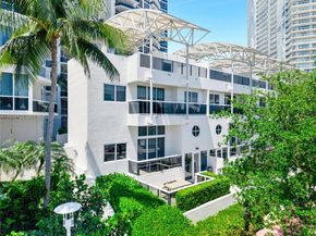 400 Alton Rd TH1A, Miami Beach FL 33139