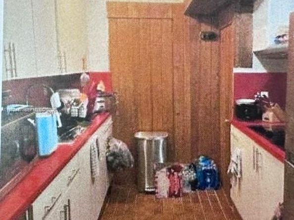 2278 SW 16th Ave, Miami FL 33145