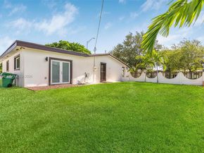 2901 SW 92nd Ave, Miami FL 33165