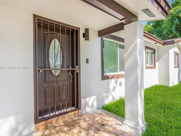 2901 SW 92nd Ave, Miami FL 33165