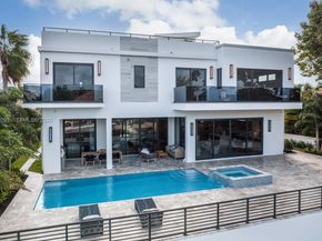 501 Kay Ter, Boca Raton FL 33432