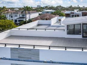 501 Kay Ter, Boca Raton FL 33432