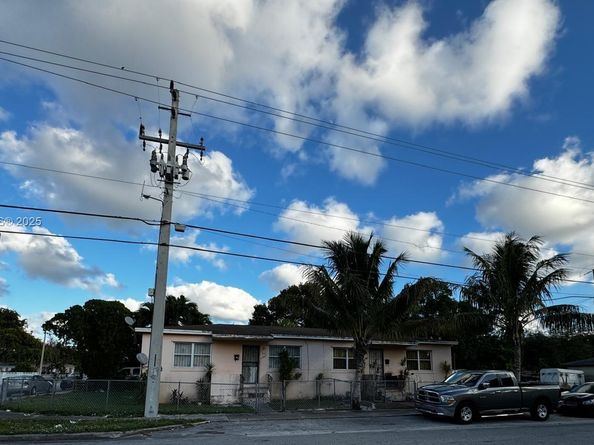 5241 NW 11th Ave, Miami FL 33127