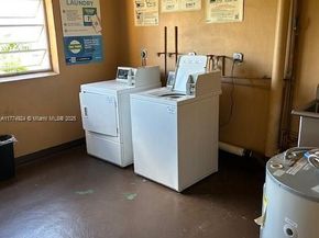 219 NE 14th Ave 406, Hallandale Beach FL 33009