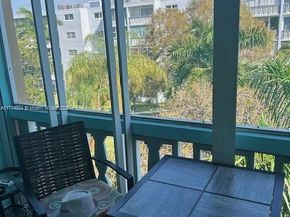 219 NE 14th Ave 406, Hallandale Beach FL 33009