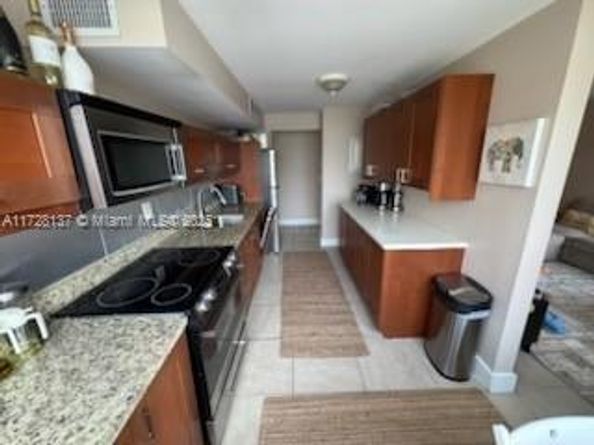 250 180th Dr 455, Sunny Isles Beach FL 33160
