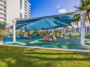 3030 NE 188th St 602, Aventura FL 33180