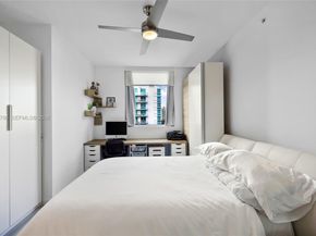 3030 NE 188th St 602, Aventura FL 33180