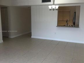 8400 SW 133rd Ave Rd 324, Miami FL 33183