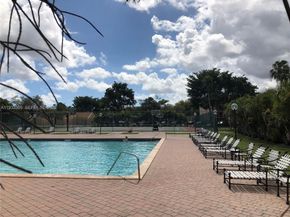 8400 SW 133rd Ave Rd 324, Miami FL 33183