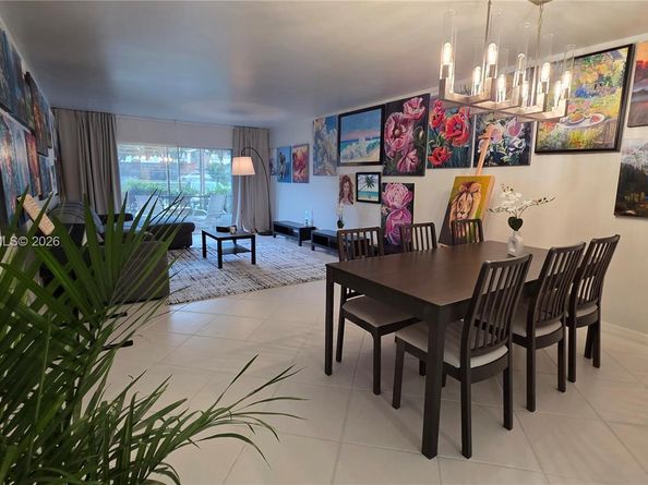 3360 Spanish Moss Ter 104, Lauderhill FL 33319