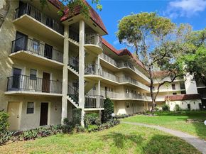 3360 Spanish Moss Ter 104, Lauderhill FL 33319