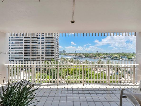 3 Grove Isle Dr C706, Miami FL 33133