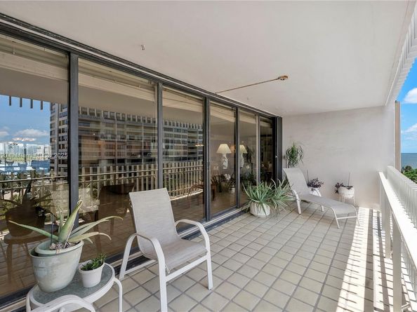 3 Grove Isle Dr C706, Miami FL 33133