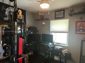 651 E 38th St, Hialeah FL 33013