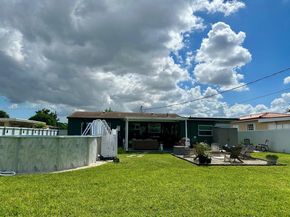 651 E 38th St, Hialeah FL 33013