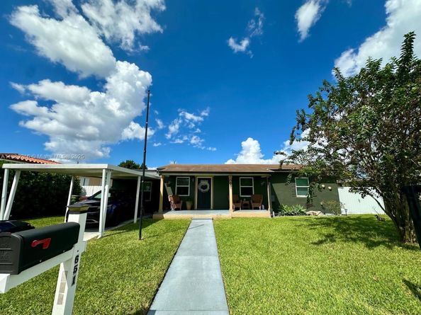 651 E 38th St, Hialeah FL 33013