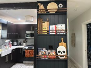 651 E 38th St, Hialeah FL 33013