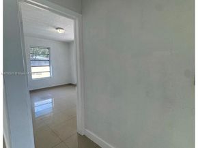 2318 Scott St, Hollywood FL 33020