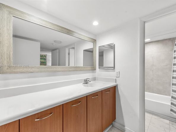 680 NE 64th St A316, Miami FL 33138