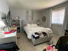 3270 SW 7th St, Miami FL 33135