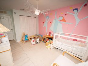 401 NE 194th Ln, Miami FL 33179