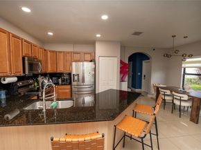 401 NE 194th Ln, Miami FL 33179