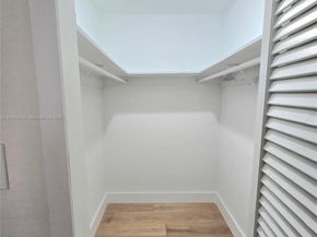 5300 Washington St I205, Hollywood FL 33021