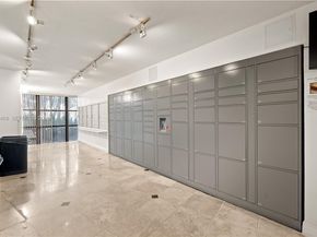 1000 Parkview Dr 115, Hallandale Beach FL 33009