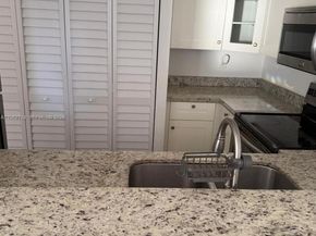 540 Brickell Key Dr 1505, Miami FL 33131