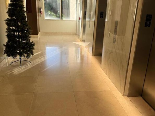 540 Brickell Key Dr 1505, Miami FL 33131