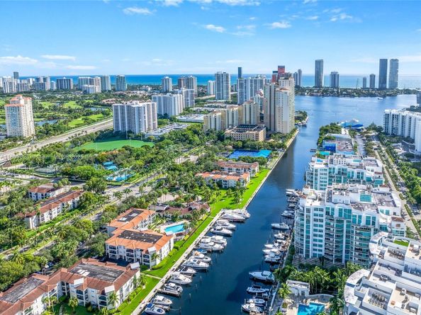 3131 NE 188th St 2506, Aventura FL 33180