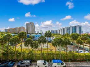 3131 NE 188th St 2506, Aventura FL 33180
