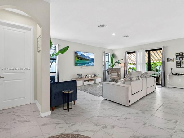23238 SW 107th Ave, Homestead FL 33032