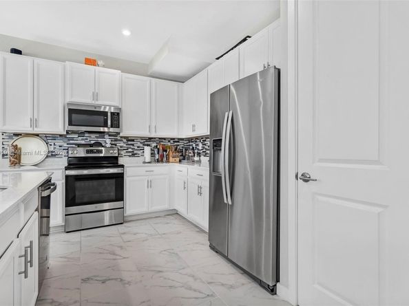 23238 SW 107th Ave, Homestead FL 33032