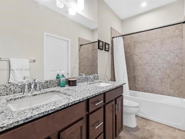 23238 SW 107th Ave, Homestead FL 33032