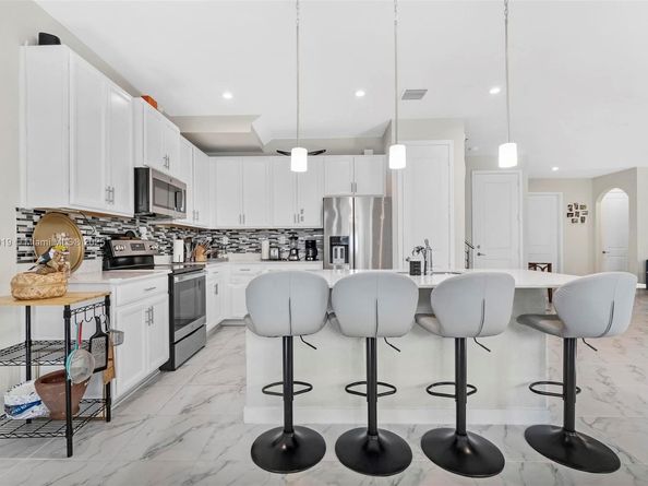 23238 SW 107th Ave, Homestead FL 33032