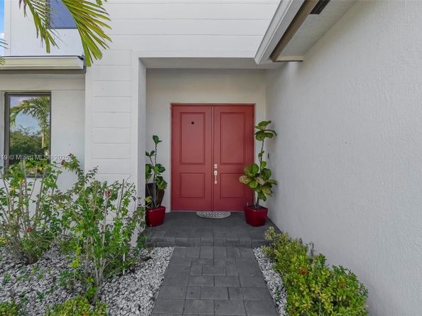 23238 SW 107th Ave, Homestead FL 33032