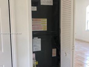 957 NW 132nd Ave W, Miami FL 33182