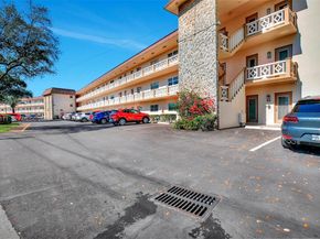 4801 NW 34th St 602, Lauderdale Lakes FL 33319