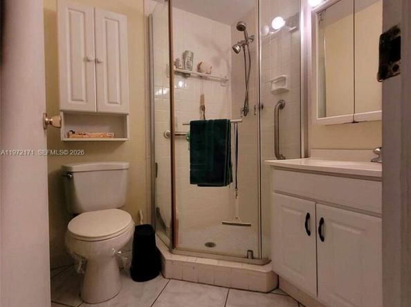 4801 NW 34th St 602, Lauderdale Lakes FL 33319