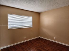 5071 W Oakland Park Blvd 103, Lauderdale Lakes FL 33313