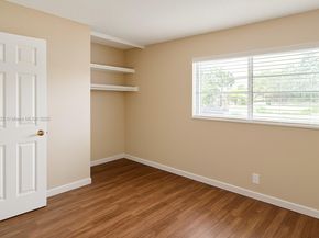 5071 W Oakland Park Blvd 103, Lauderdale Lakes FL 33313