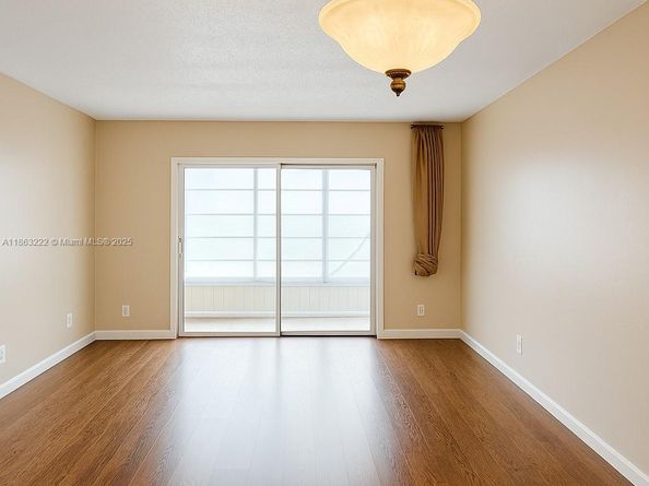 5071 W Oakland Park Blvd 103, Lauderdale Lakes FL 33313